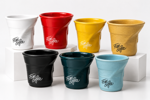 Pomačkaný hrnek Fixi Coffee